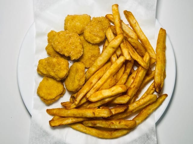 Nuggets (8pc).